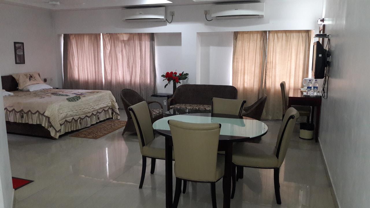 Aroma Residency Hotel Tinsukia Екстериор снимка