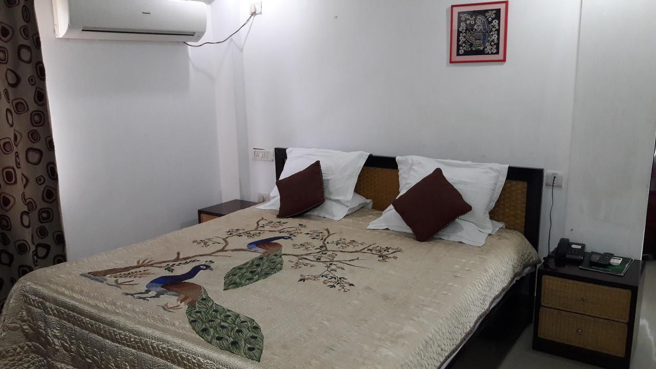 Aroma Residency Hotel Tinsukia Екстериор снимка